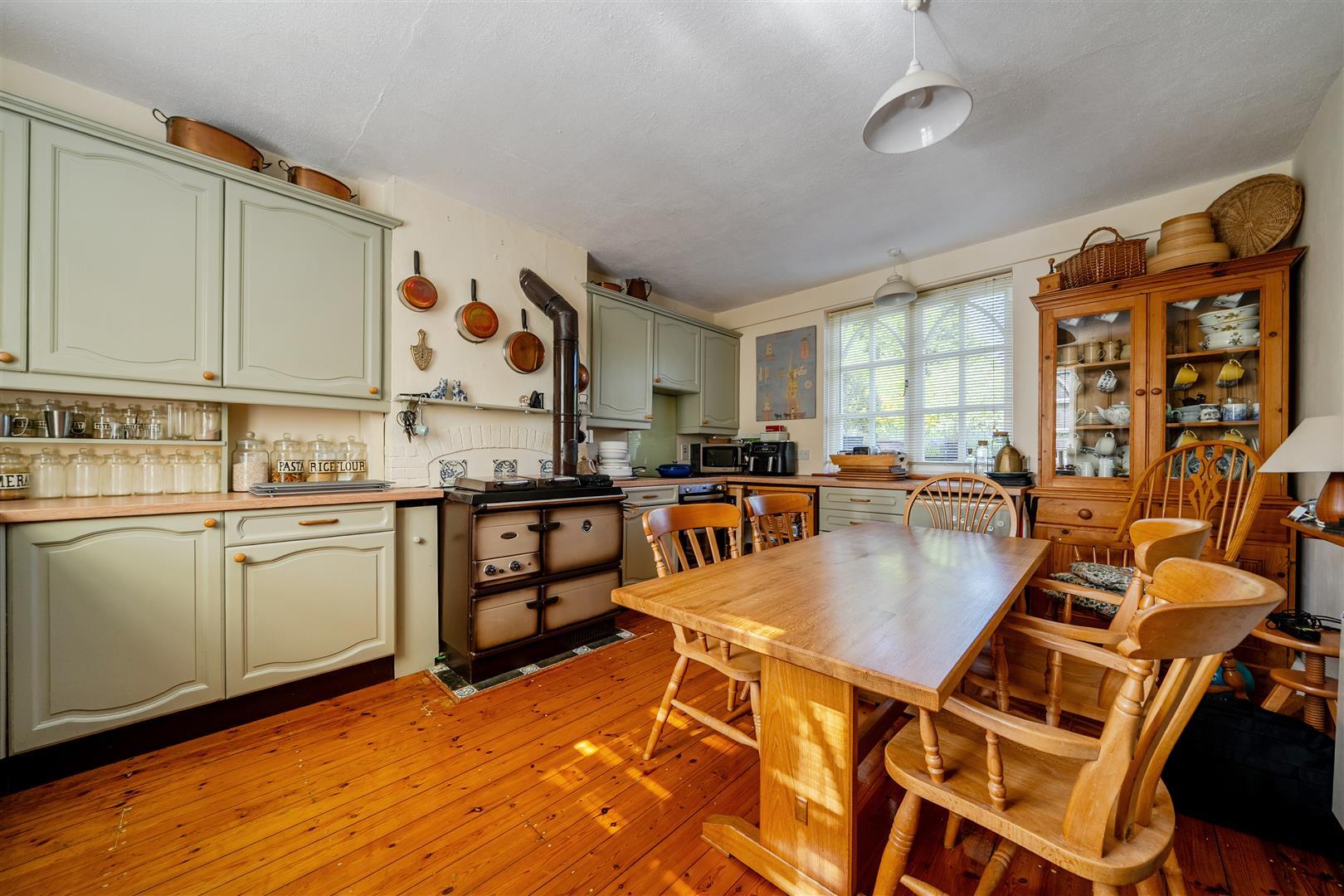 Property Image 6a329062-ae87-40bf-b016-70322f367390