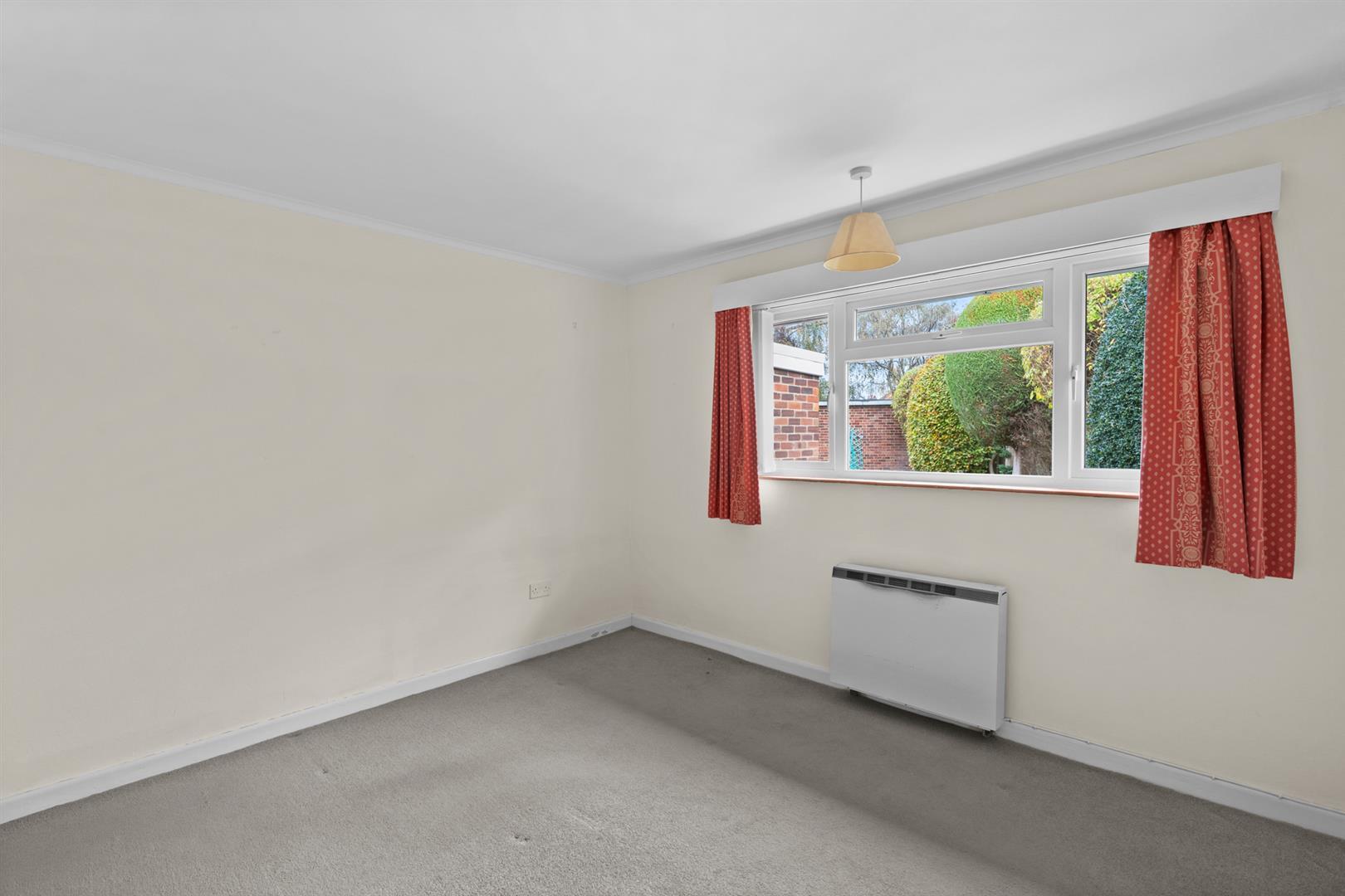 Property Image 6a358558-93c4-4cf7-bee4-00093f9135c1