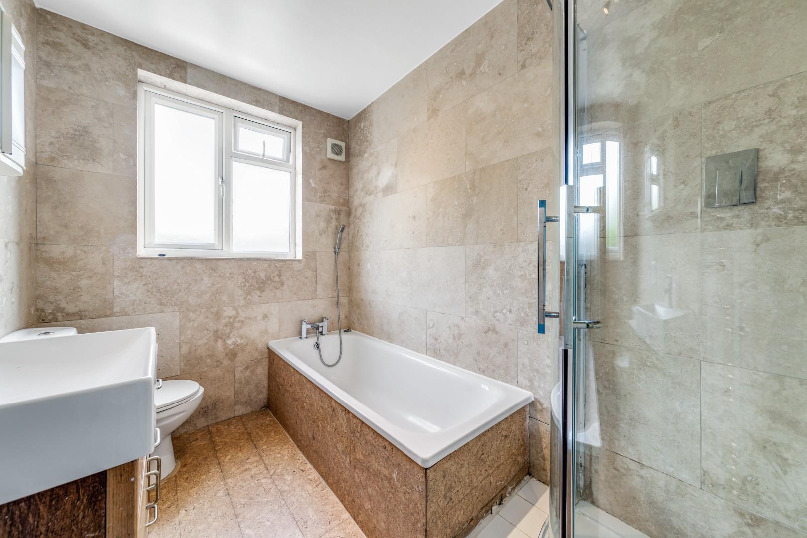 Property Image 6a3b5b20-59c0-40c3-a2c0-b802bc196f2b