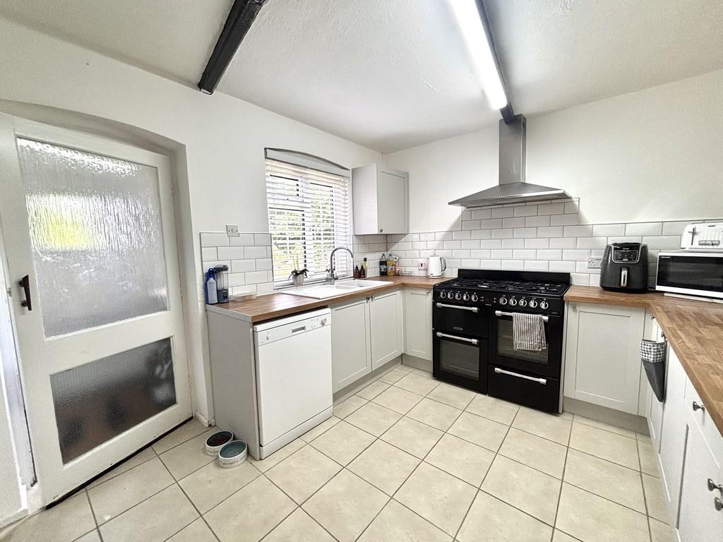 Property Image 6a405498-b025-4630-896e-869f019812e1