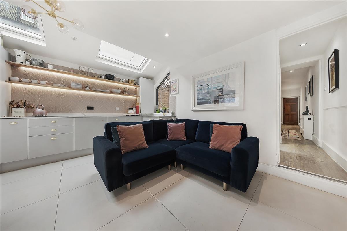 Property Image 6a44fb8d-8c61-4c14-b014-a01c617453ef