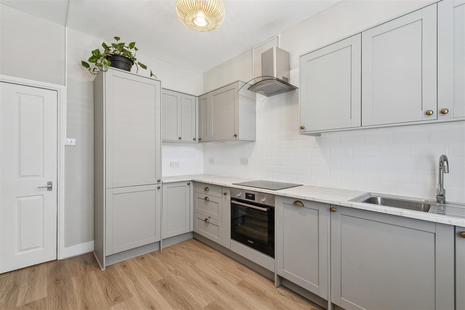 Property Image 6a4f3788-47e2-493f-87da-484946cdc09d