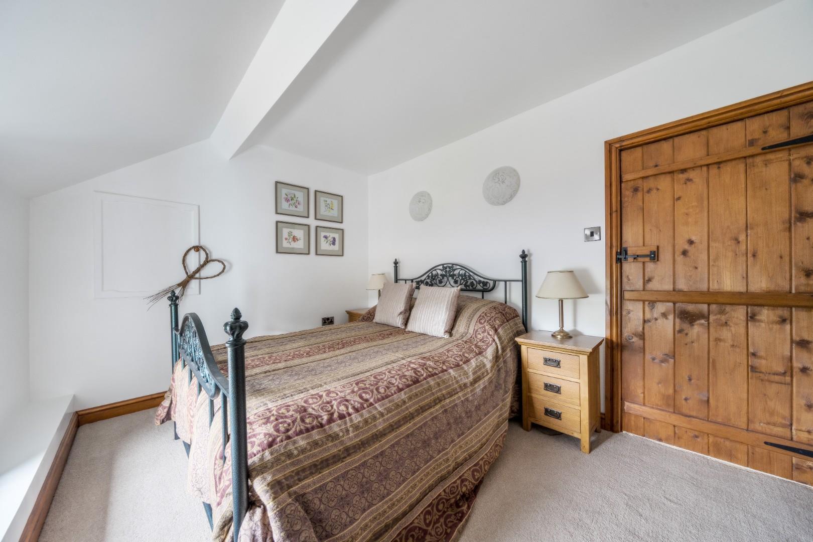 Property Image 6a558ff0-8485-4855-b1a9-43f977a70f54