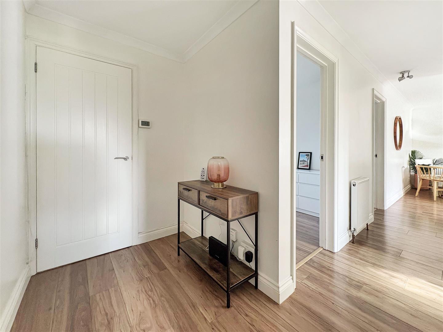 Property Image 6a5e9b16-30ba-44a6-bd66-2633bb8ad0c4