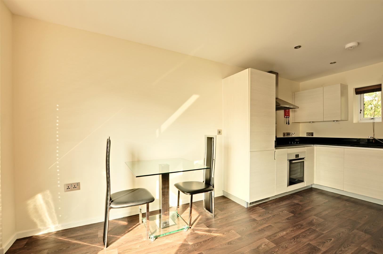 Property Image 6a685999-7b97-4d17-8b9a-9e2181148f32