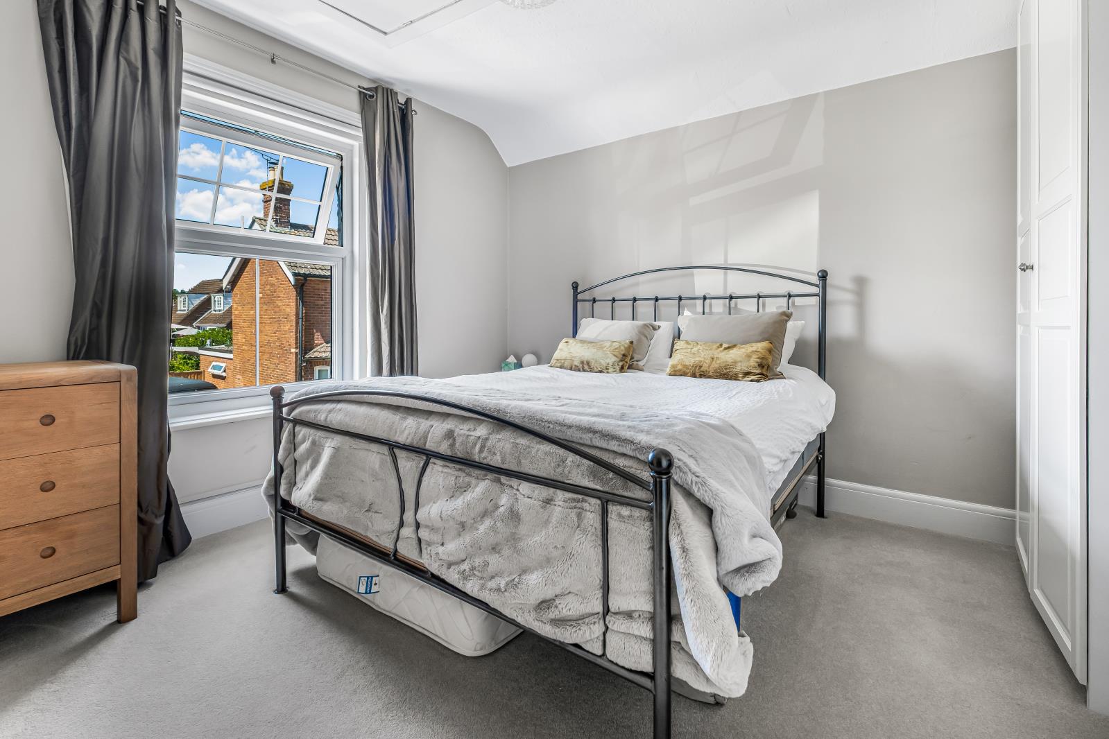Property Image 6a6a9b9e-34ac-4dc7-91b4-ae426602caf3