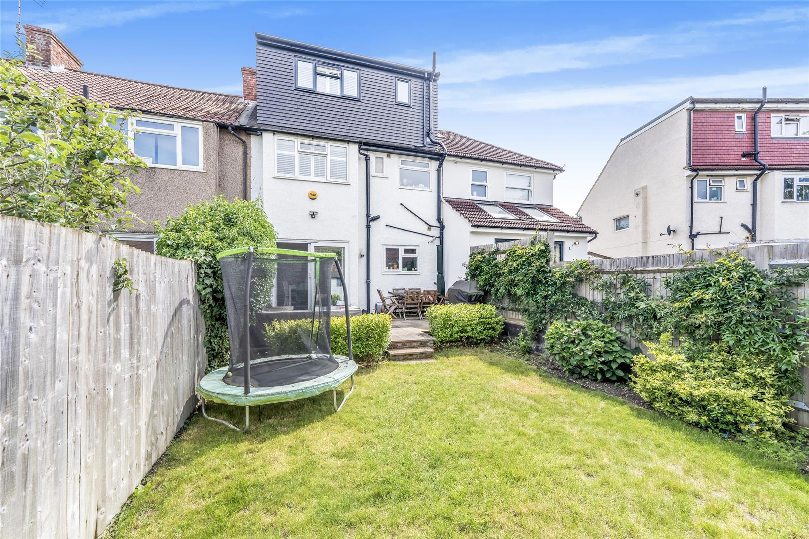 Property Image 6a72367a-7c21-4cf3-bd65-380c3e575744