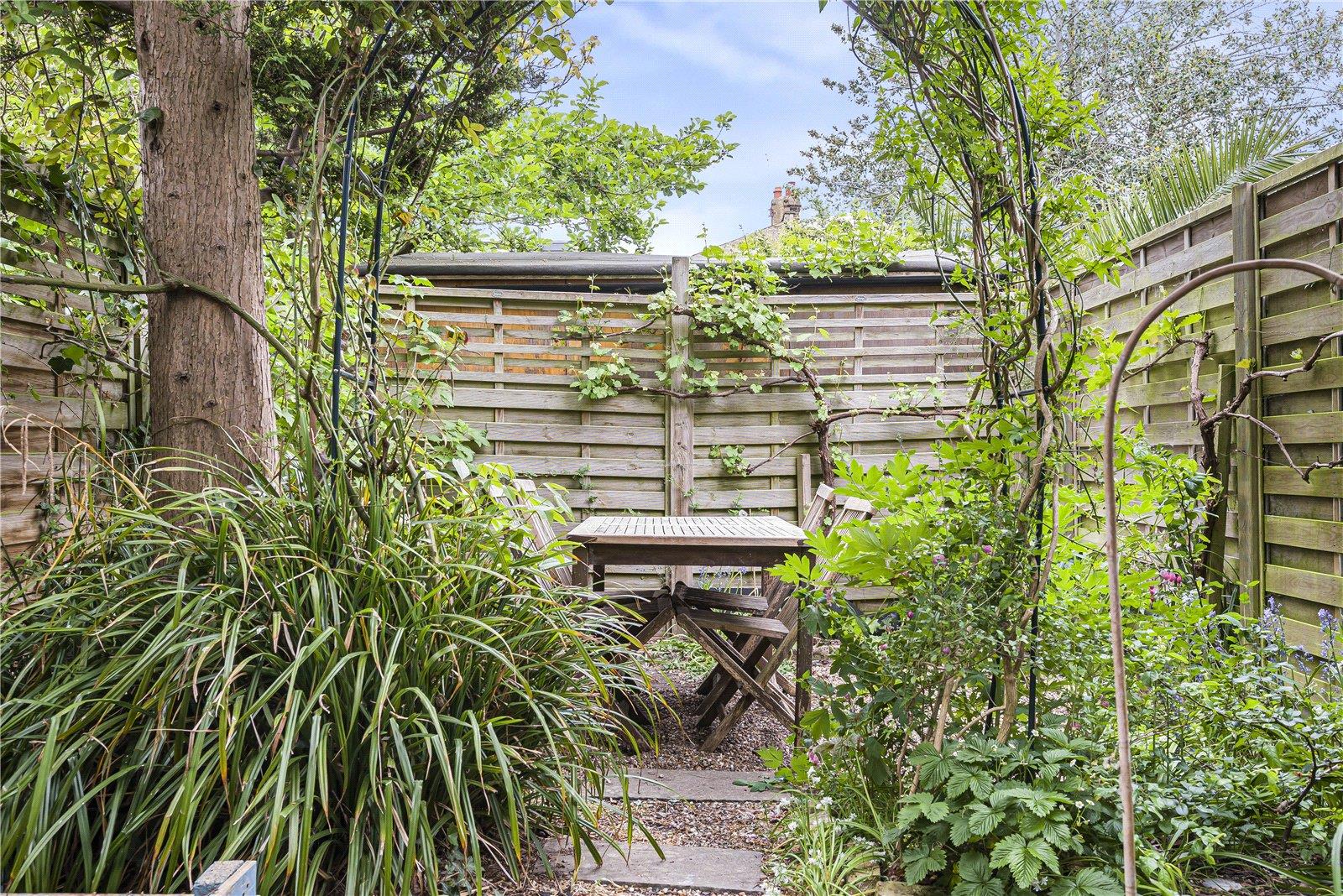 Property Image 6a727437-f63a-4fc4-8b84-0307ea36ad2c