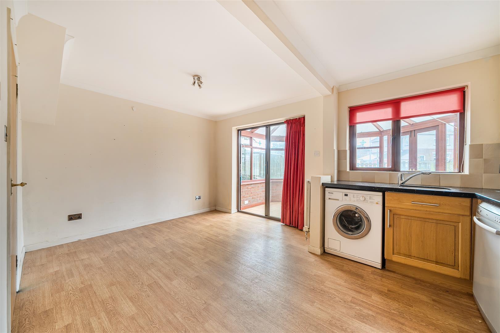 Property Image 6a8ee262-6980-406d-bb40-4a448de997ae