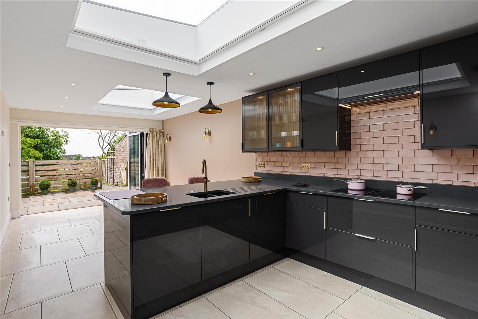 Property Image 6a928d70-791e-4787-a1c0-4dbaf764d2d8