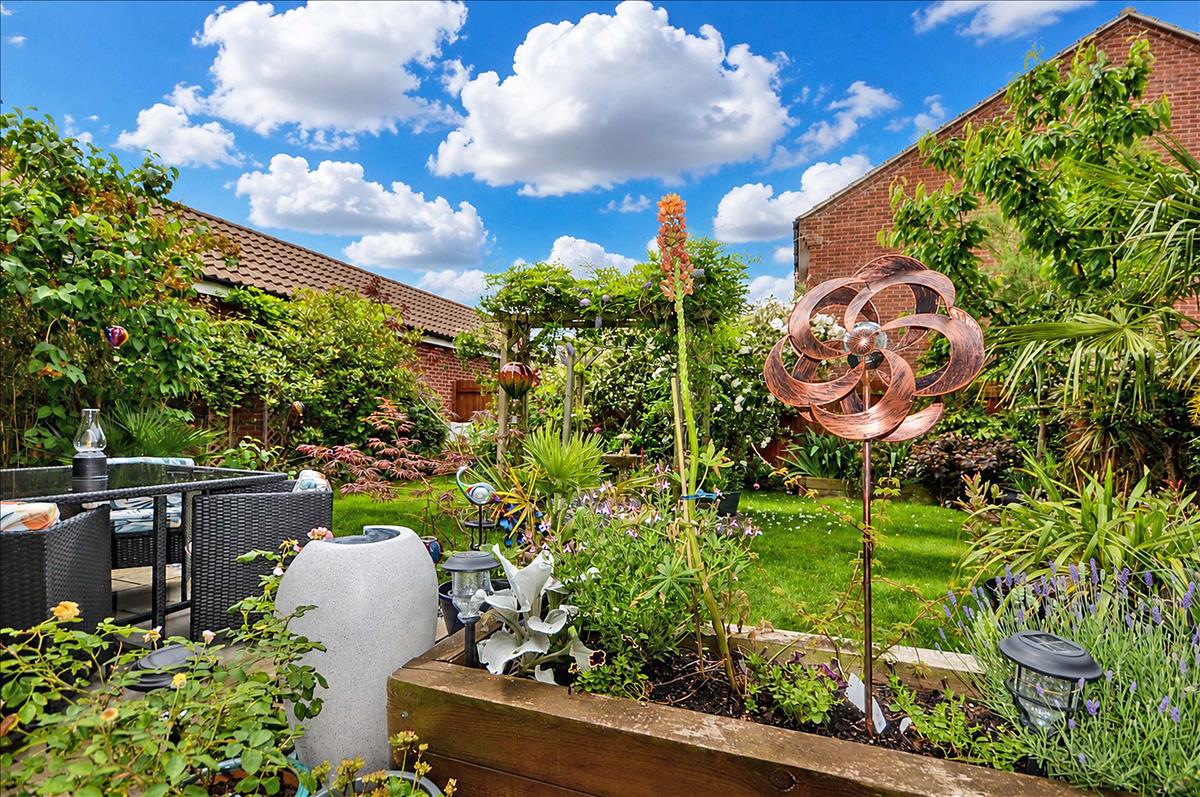 Property Image 6a92fef6-f6af-4770-8f55-684468fd9872