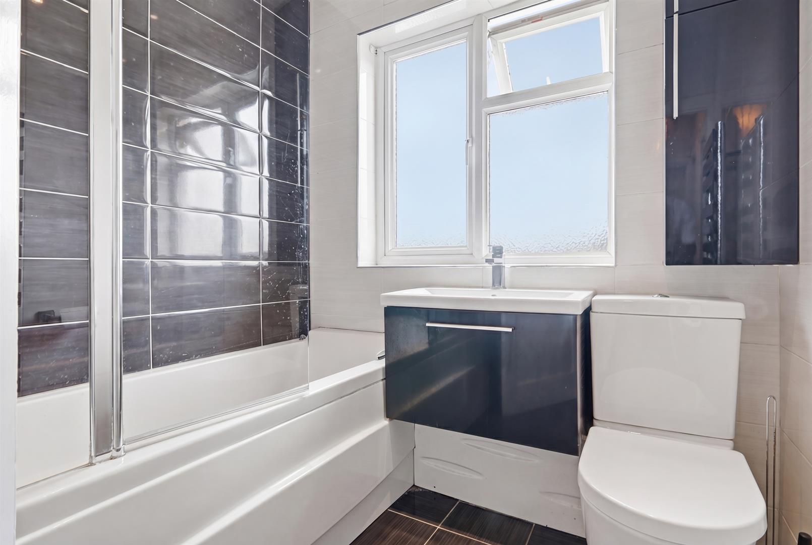 Property Image 6a96b701-016c-4079-a0ba-4d543afcd43d