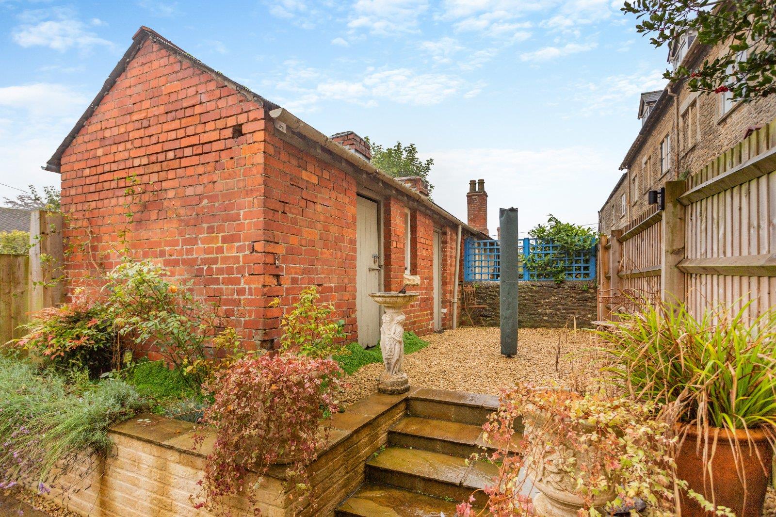 Property Image 6a9d0660-6c12-438a-8cd0-3b79fe015f5e
