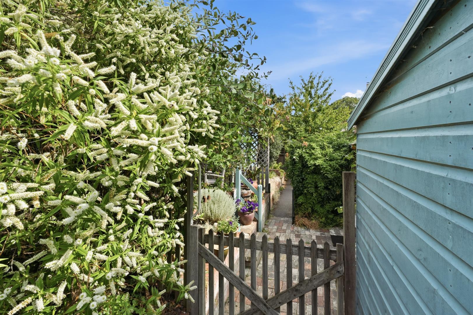 Property Image 6a9f7750-0a68-4397-8633-fc1bb066a337