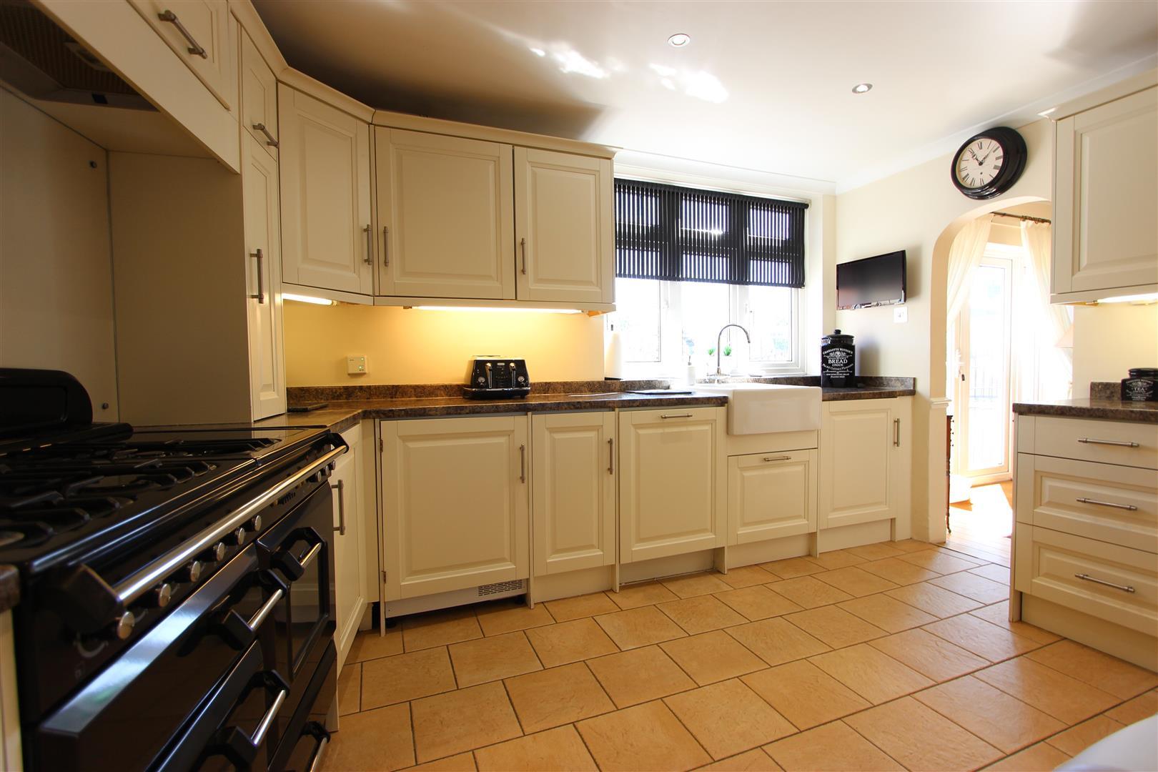 Property Image 6aa38fa7-0285-4f16-8c23-fdaa065246cc