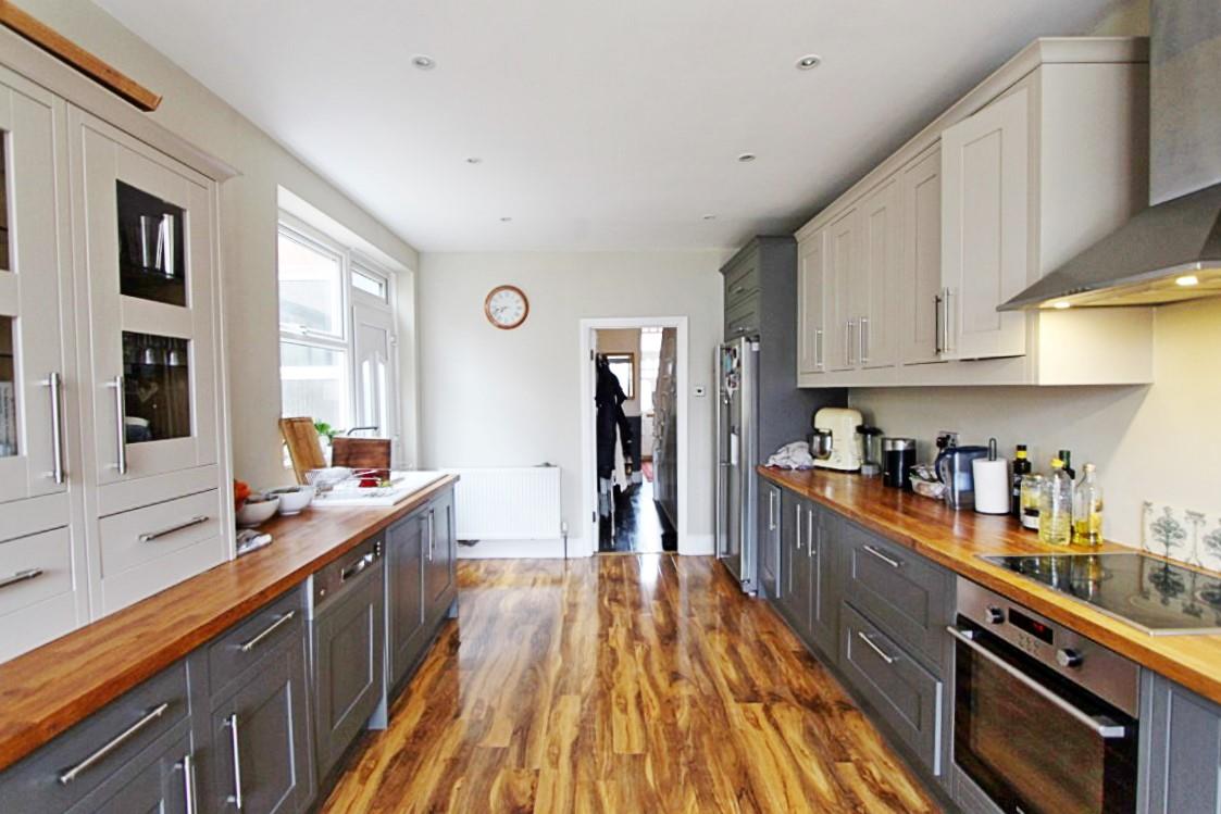 Property Image 6aa411cf-584b-4c56-8604-788c13bfdd9c