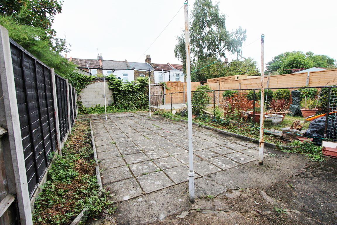 Property Image 6aad9420-258b-45c3-bb9d-4f7afc062619