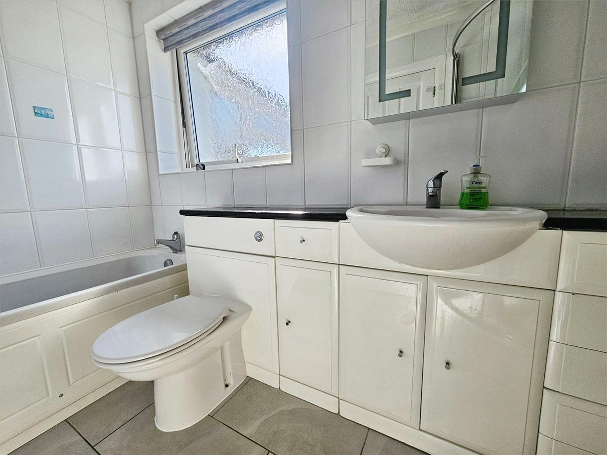 Property Image 6aba1861-7212-4753-838d-a05a2053a924