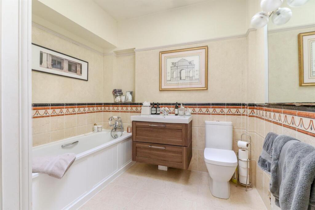 Property Image 6ac3b6a4-75a8-4735-9b37-2ee2323673c6