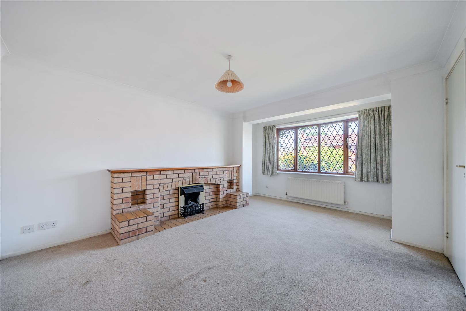 Property Image 6acff388-f779-4bb9-93a8-936afab7eb8b