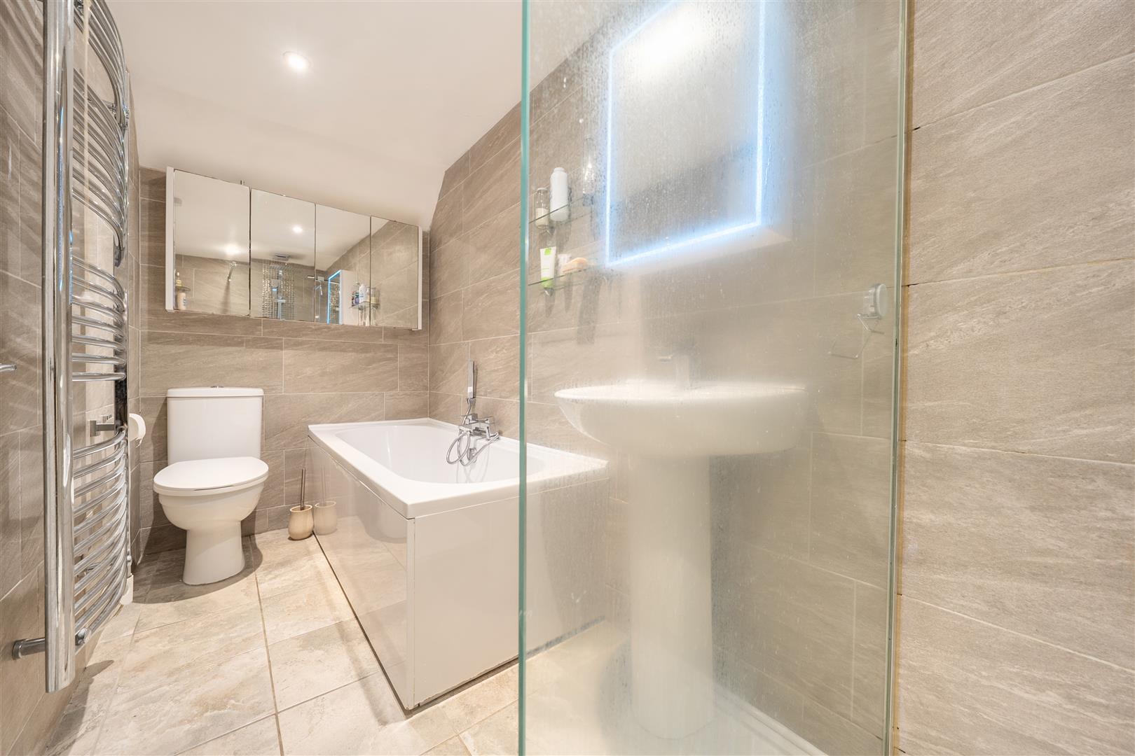 Property Image 6ada2aa5-29bf-4d68-81d2-e371ab69aa40