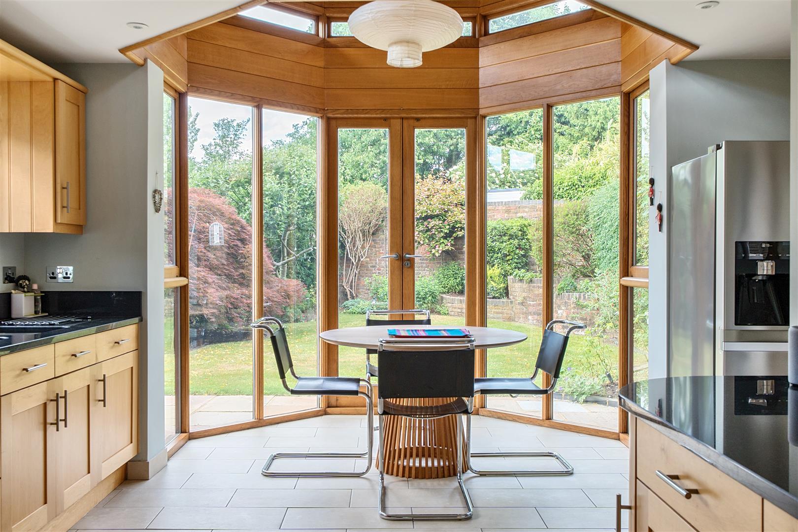 Property Image 6afa6336-43b4-4b0d-829b-d03d6511e481
