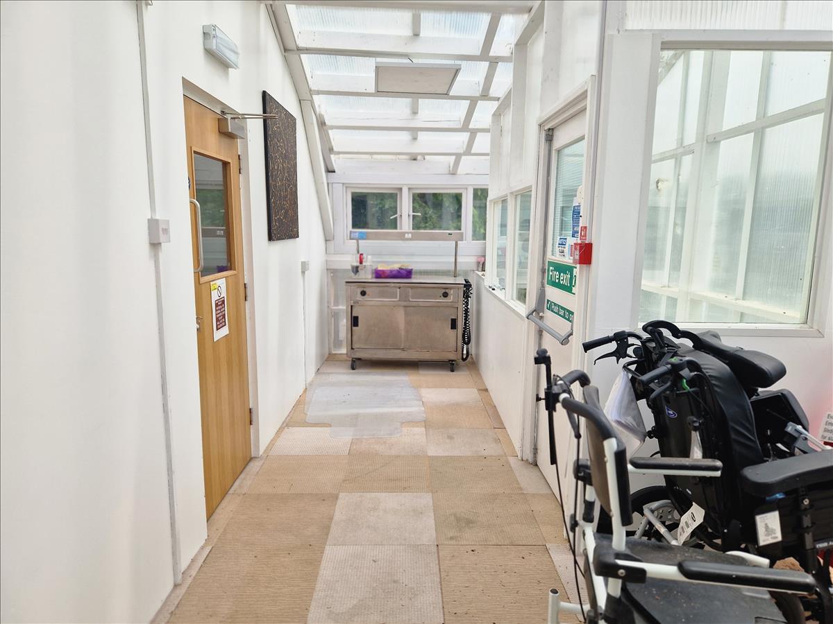 Property Image 6b045c5a-e928-4147-b63e-c283ac6ce1b0