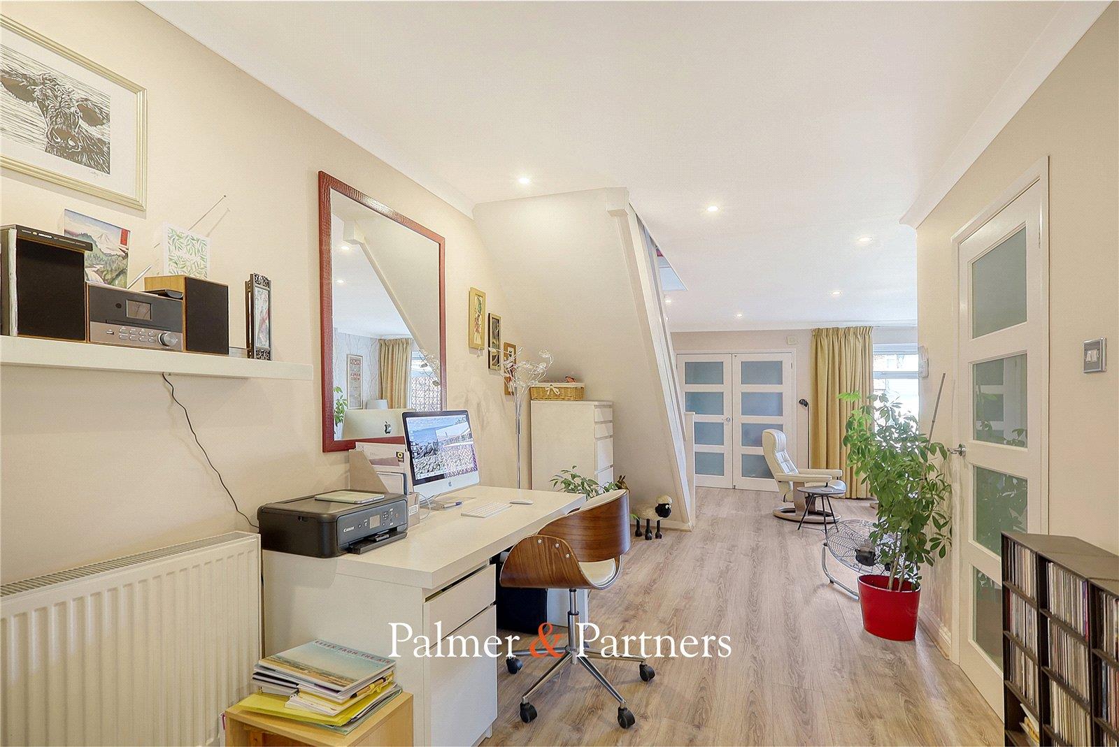 Property Image 6b43091f-acd0-47c2-859f-eb4325902c7e