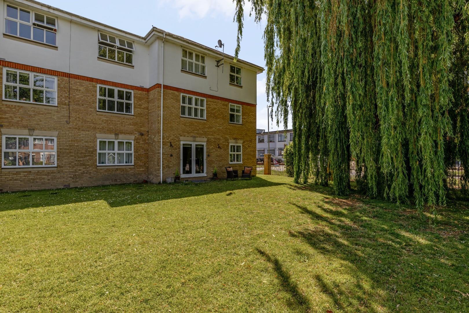 Property Image 6b444770-ed32-480d-a42b-f46ff7835b52