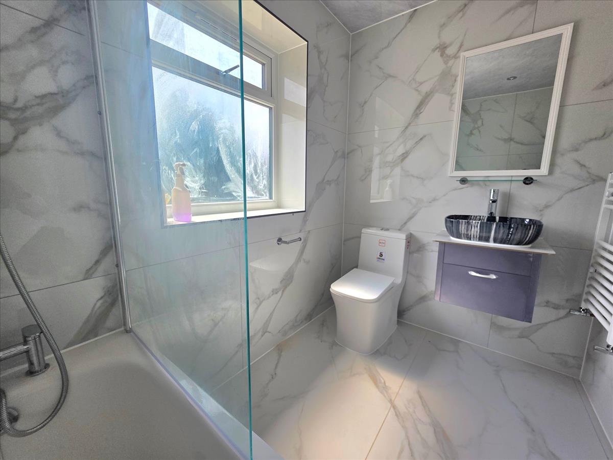 Property Image 6b481704-2223-4e39-8b23-d9288453195f