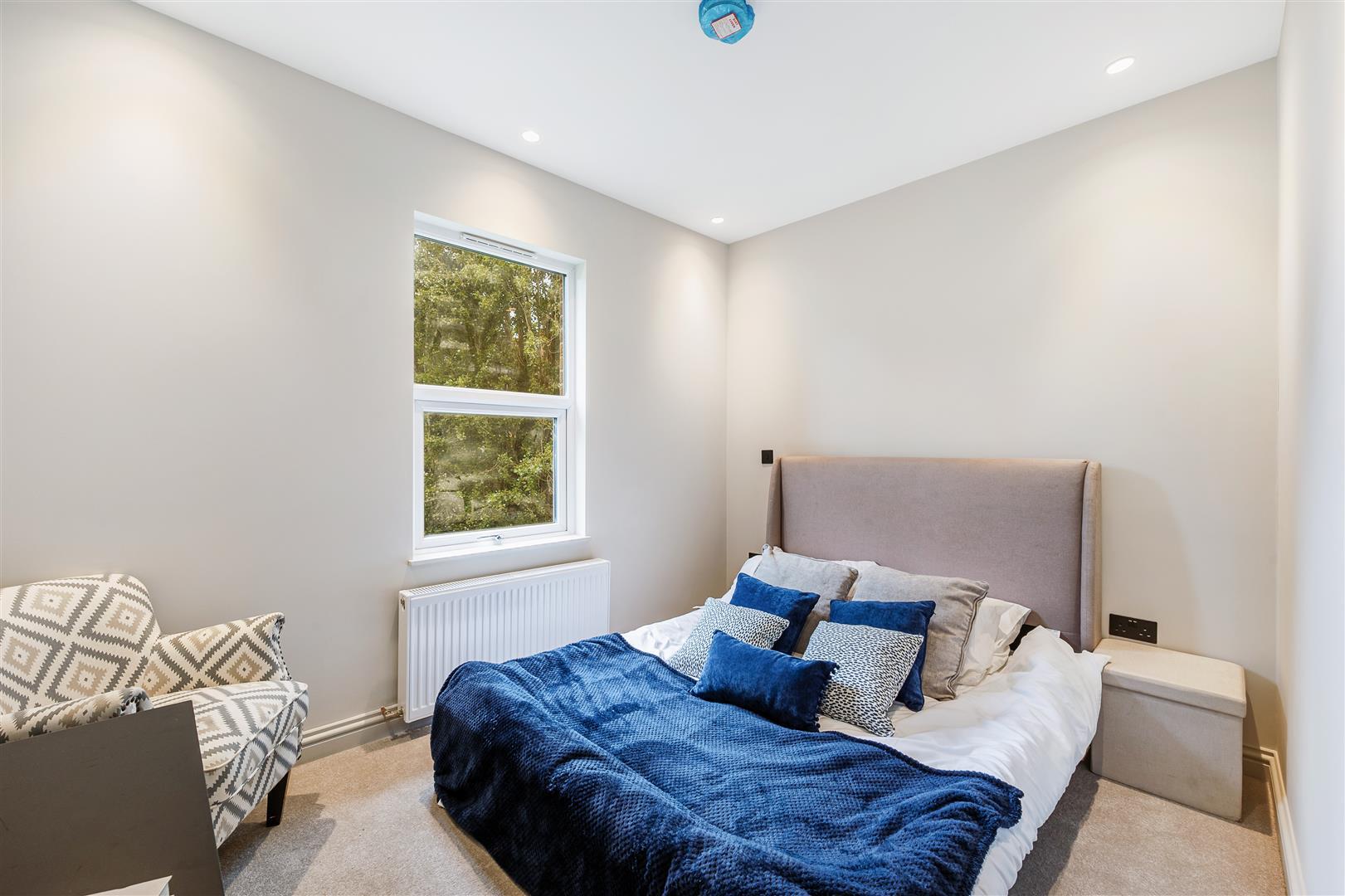 Property Image 6b4d3aef-172d-4078-950e-77ee5114f4ae