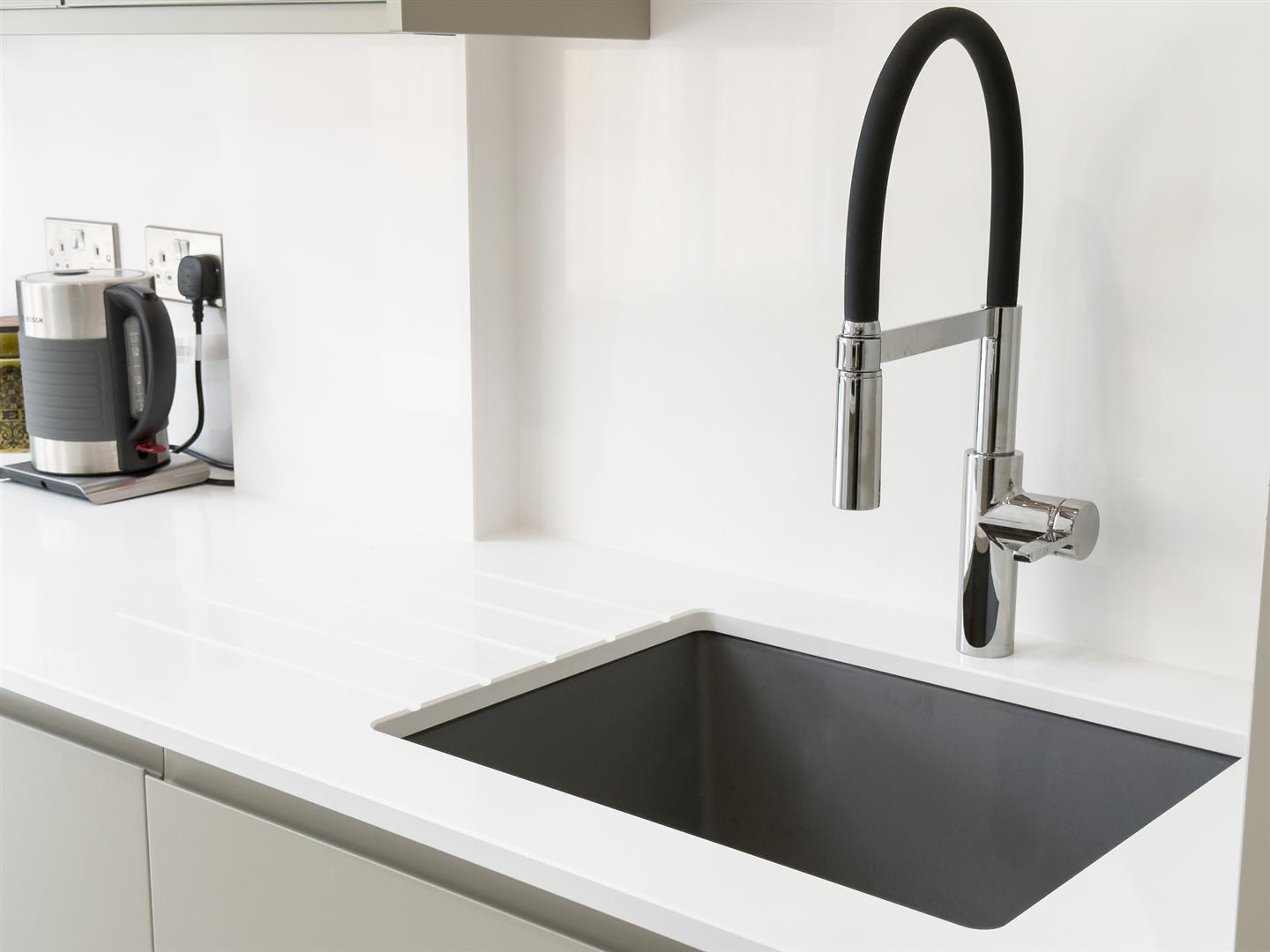 Property Image 6b4fe0bb-2e2b-48fa-8c3d-d18e35b08680