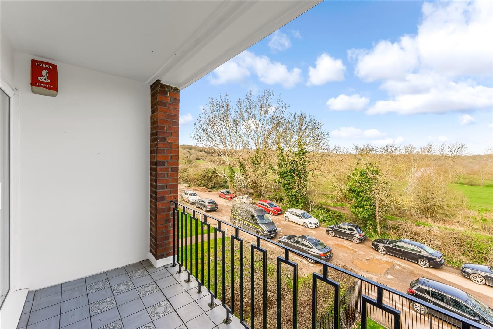 Property Image 6b586136-9ec2-4b85-8133-b43434f446f4