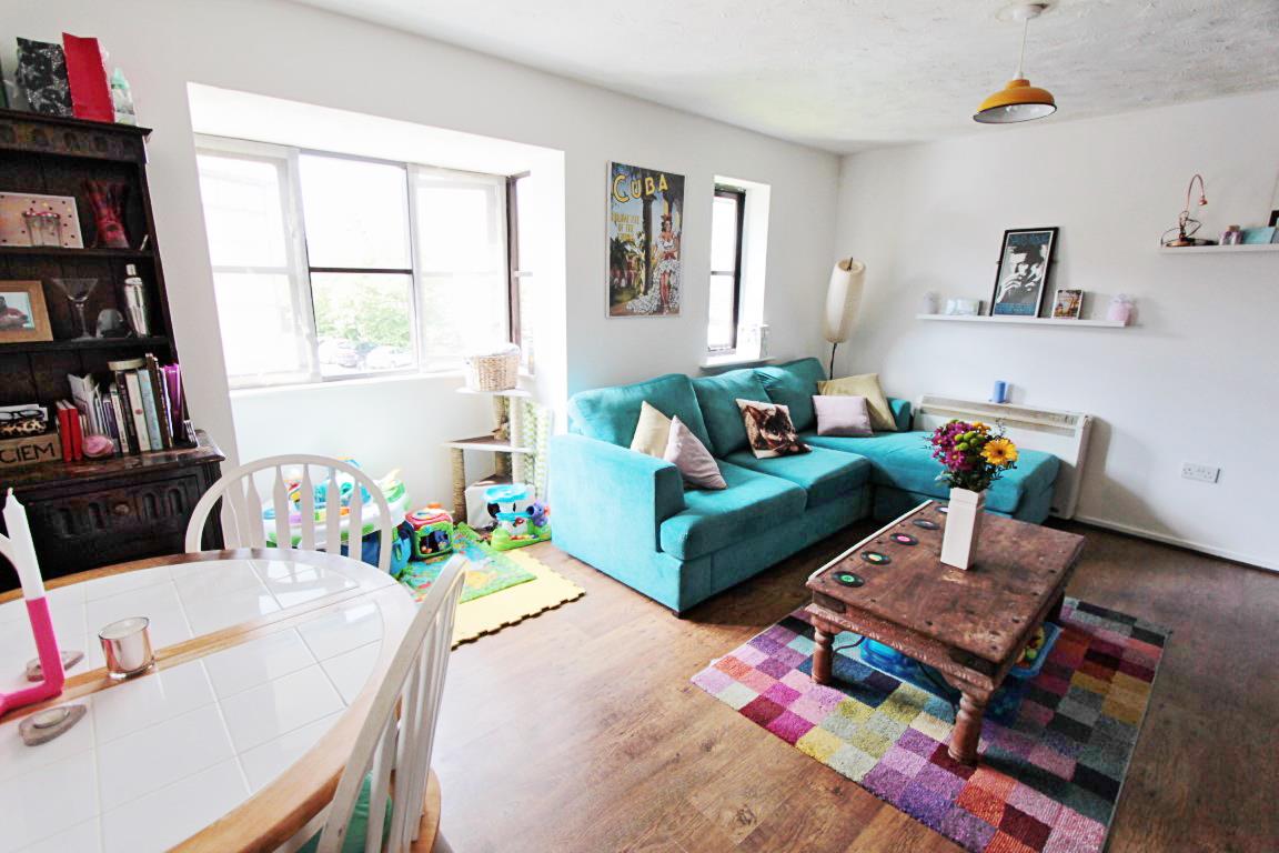 Property Image 6b5d1711-14b0-477c-8d4c-839c3f59528a