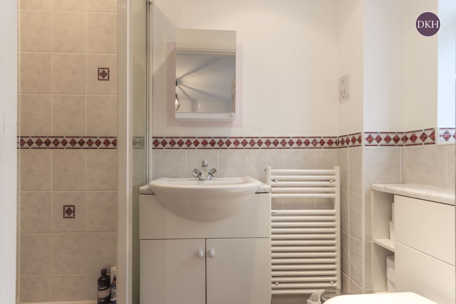 Property Image 6b5e3588-83f8-40d7-b399-6bb22d7b4407