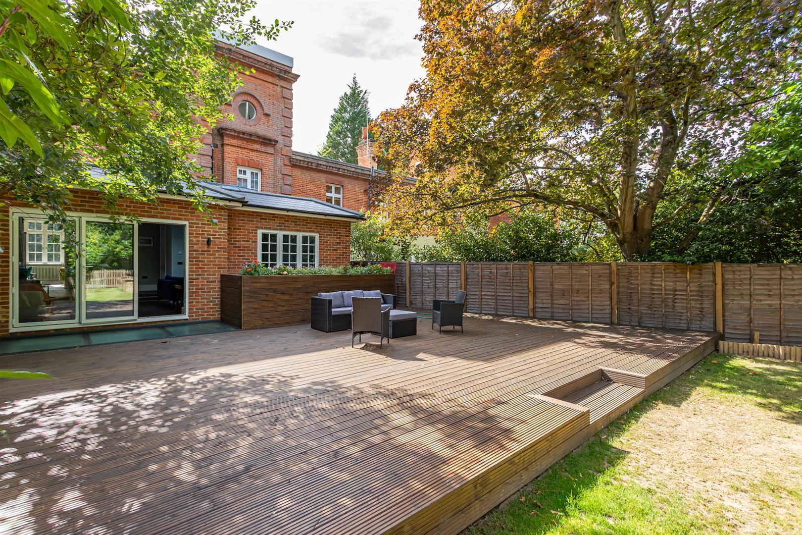 Property Image 6b63baa4-f1ca-4572-84c4-44d070c8dc05