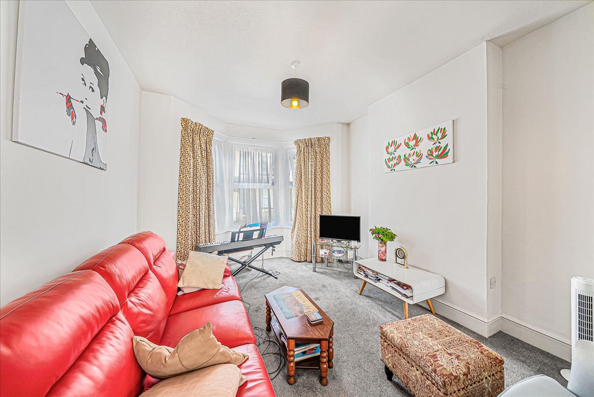 Property Image 6b66954f-8426-4a81-b9fe-2a3109c16e79