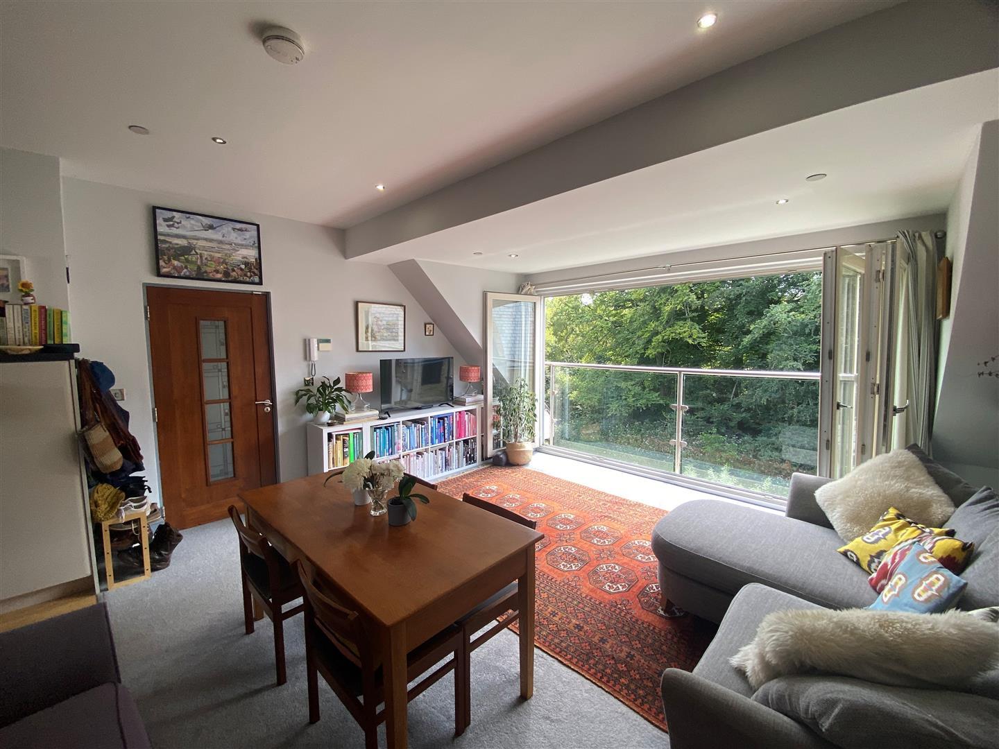Property Image 6b6ddf0a-9f8f-4df1-ac16-9ea485a52c7d