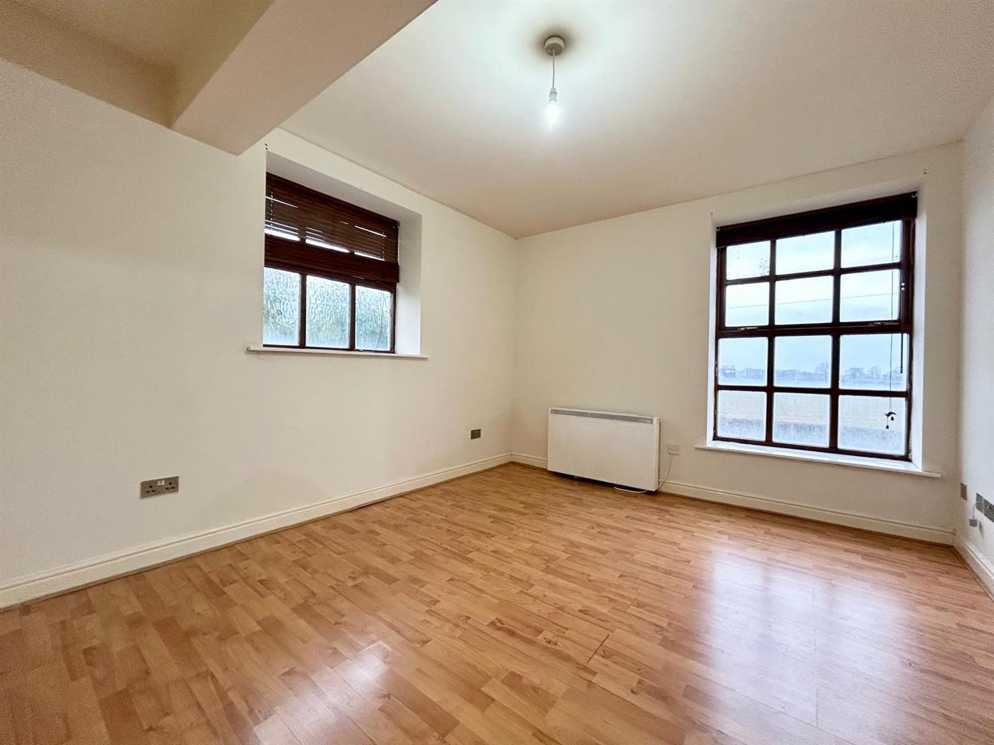 Property Image 6b77d768-de84-4935-95e7-b53e0871a756