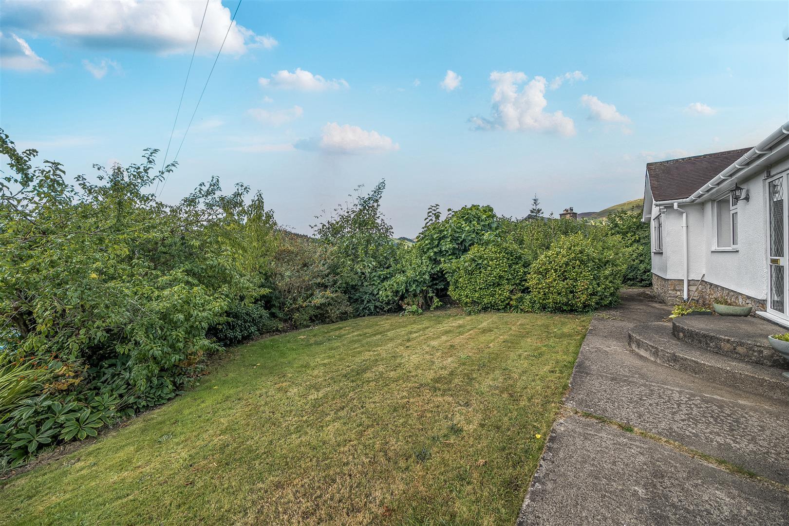 Property Image 6b7faf8c-93dc-4dcd-9143-edd91be7e963