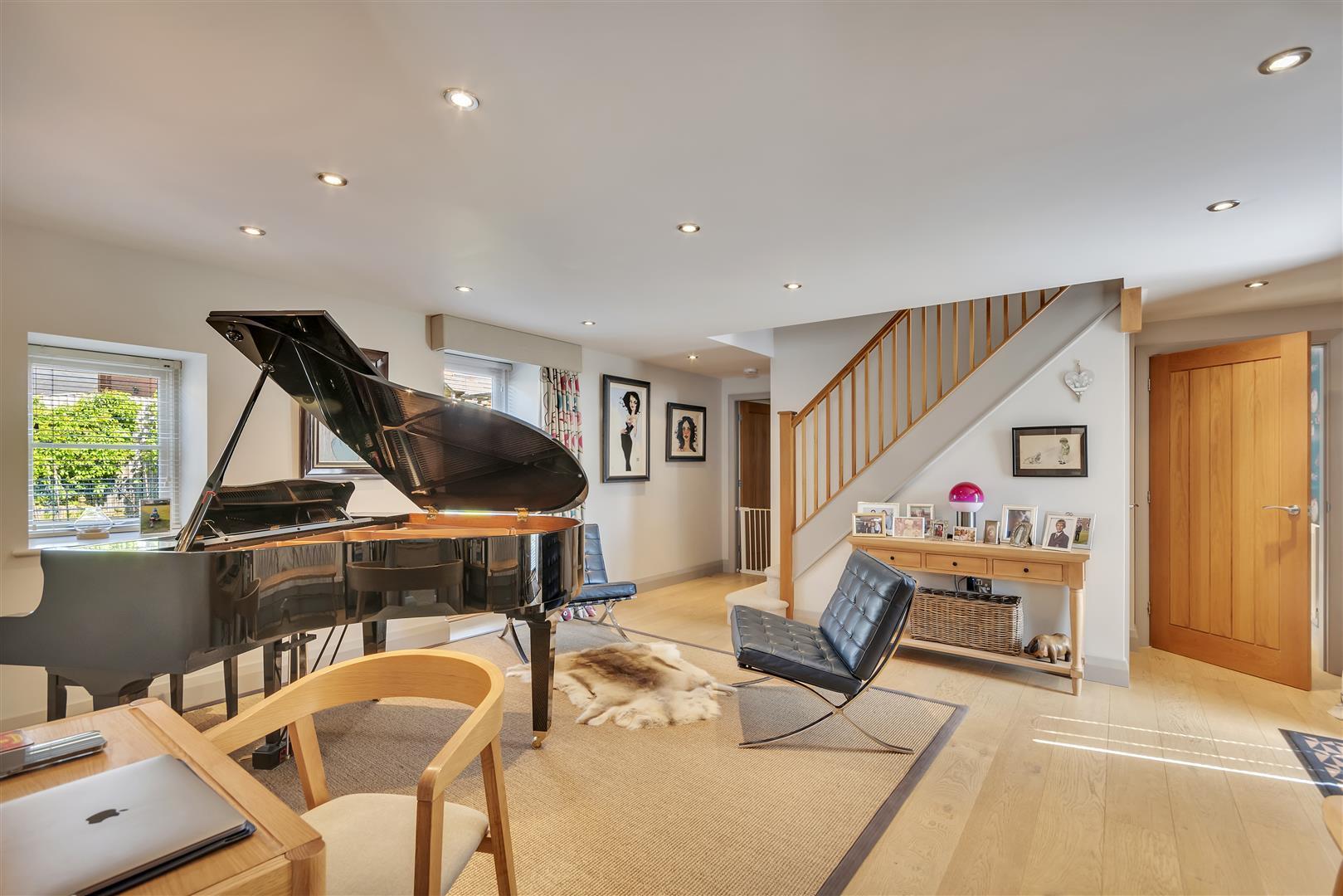 Property Image 6b8912a8-fd91-49ff-bb29-7c30ebde2af7