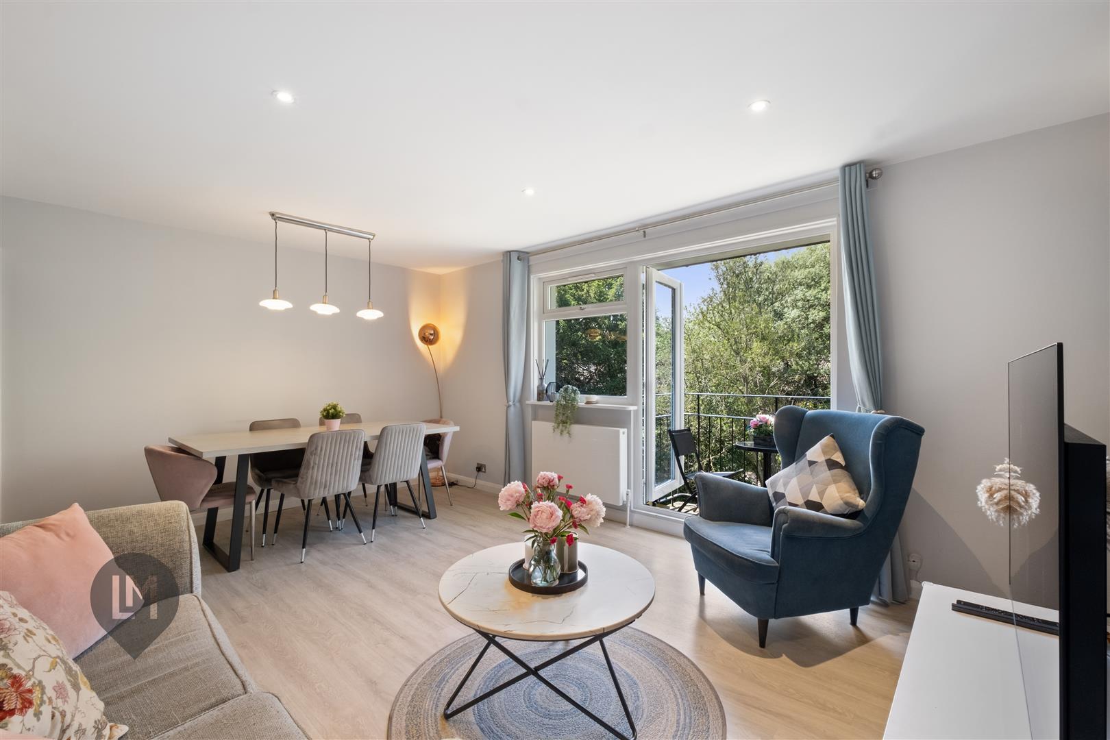Property Image 6b939636-3813-4199-9983-ec039ebaac8e