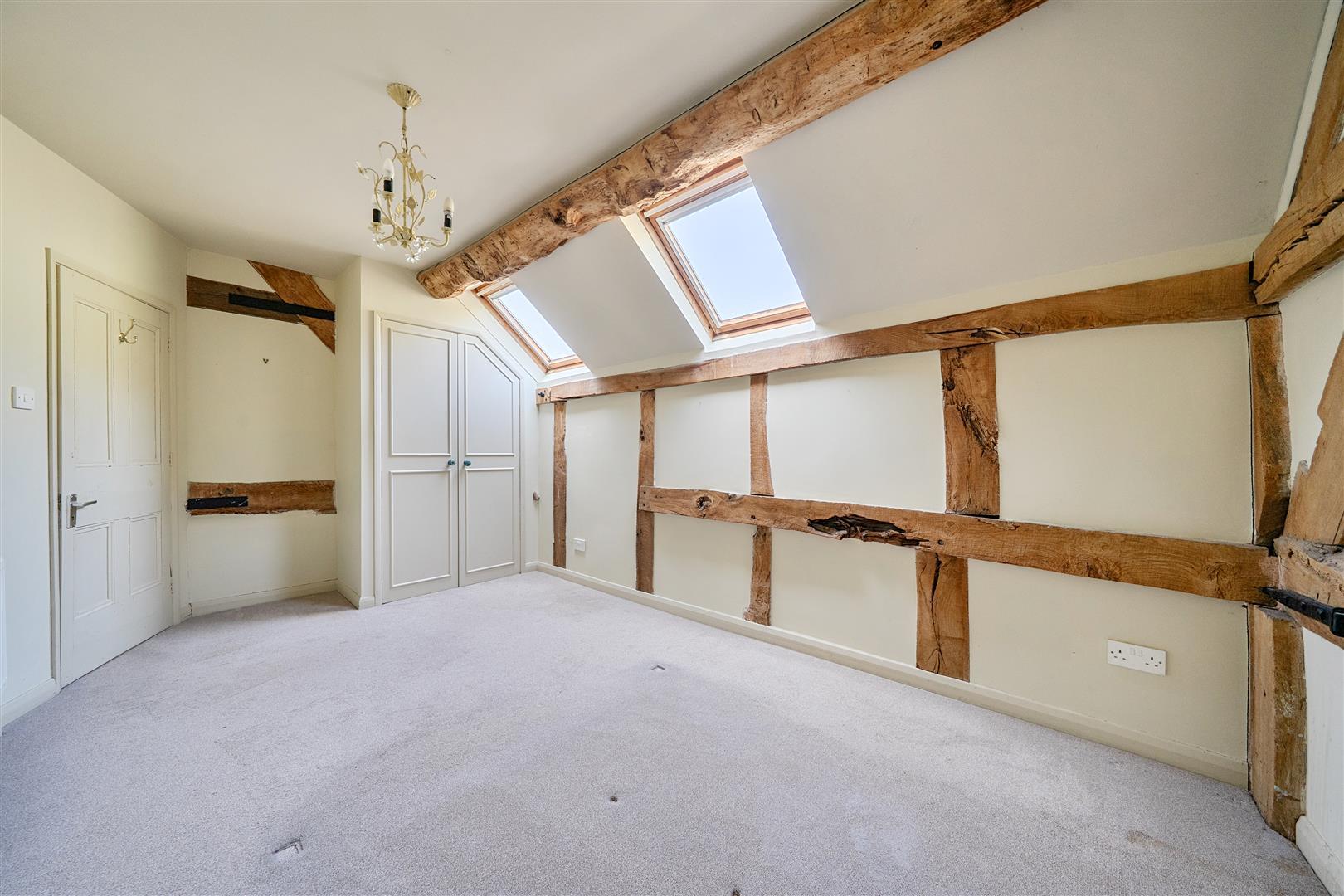 Property Image 6b9da18f-dc42-475d-8f33-6cab262b2e9e