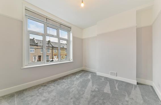 Property Image 6bc9952a-9640-47c3-919a-736607636c4f