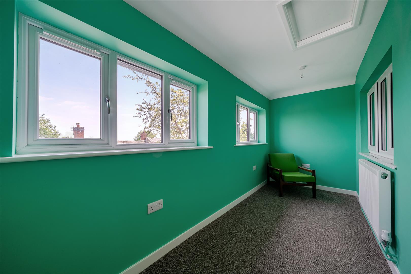 Property Image 6bcaacdf-e67e-4913-9de2-9f0ccd177b0e