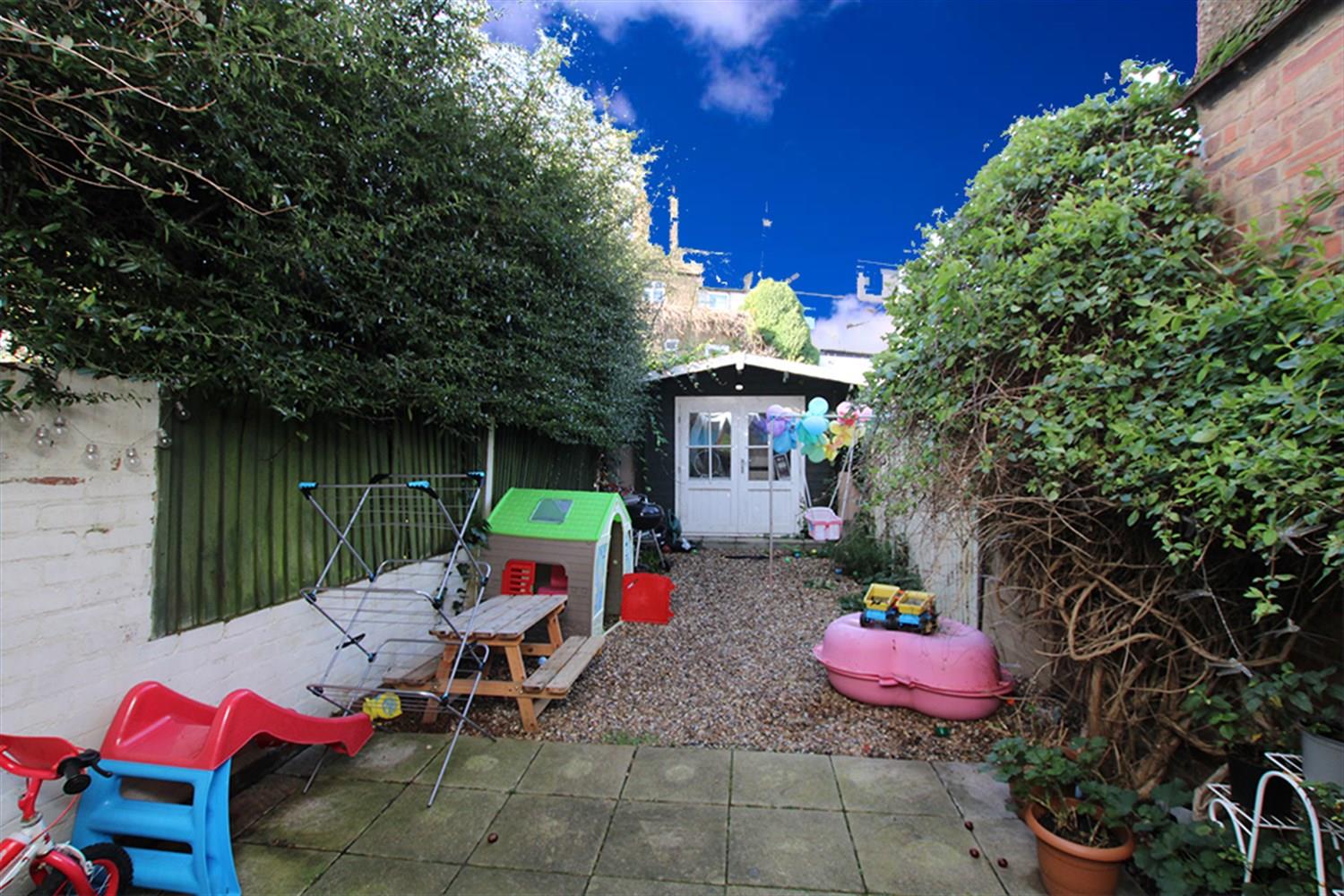 Property Image 6bd1dc5c-cd03-41c3-9a4f-d60cc4d11df9