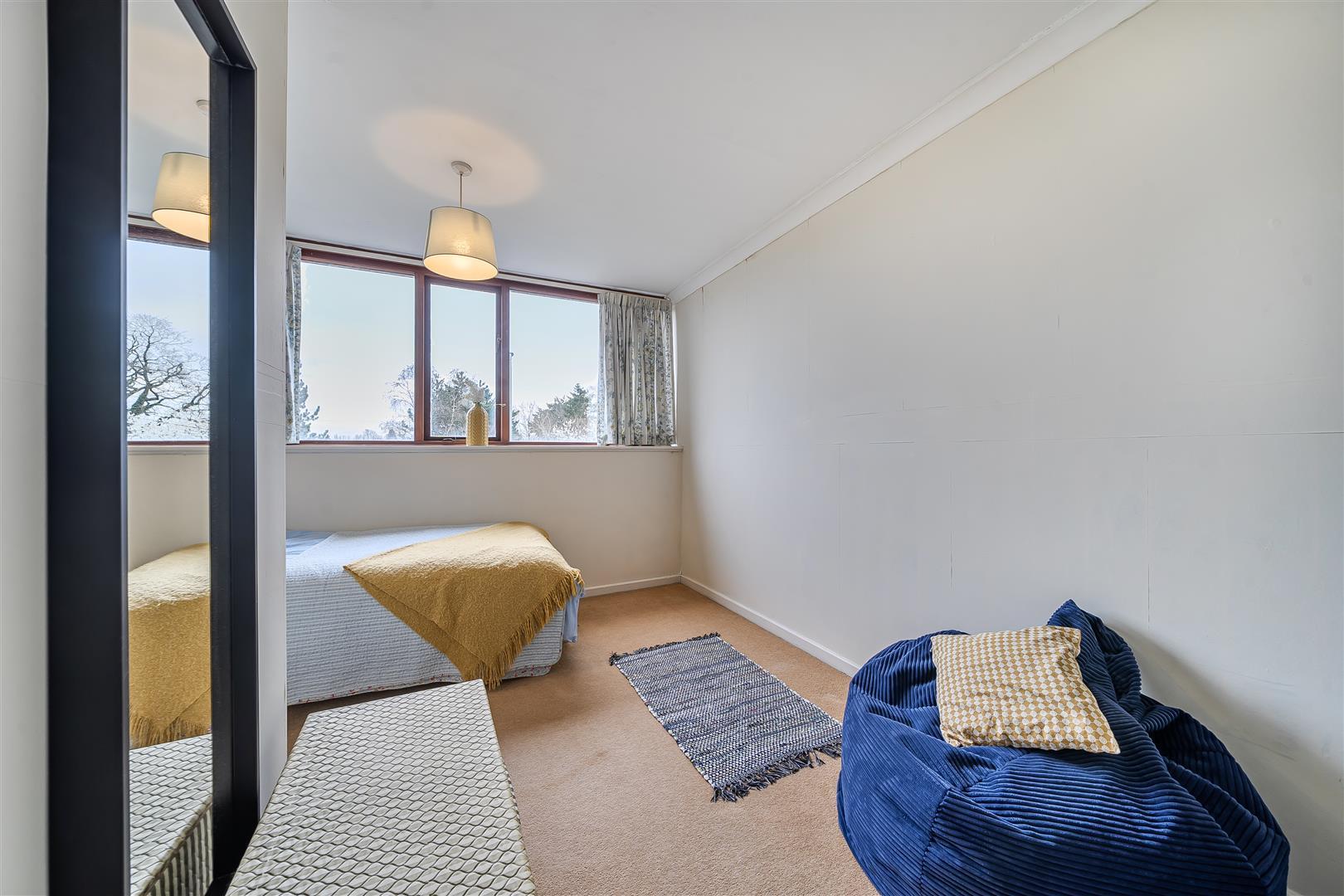 Property Image 6bd2f04f-9105-4f6b-a5f7-de0ac56577dd