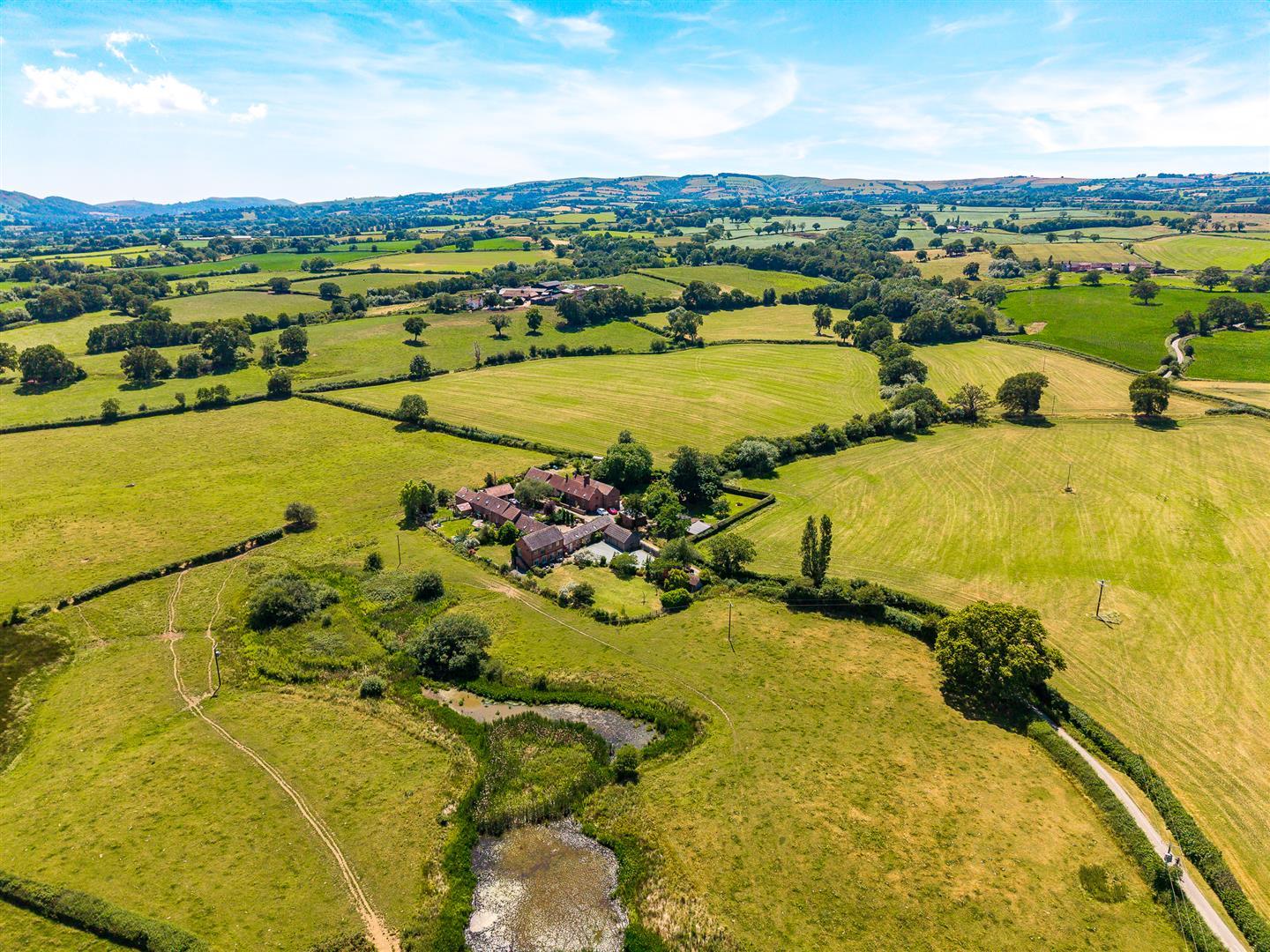 Property Image 6be853b2-f581-4084-9c0d-45e48349a9c9