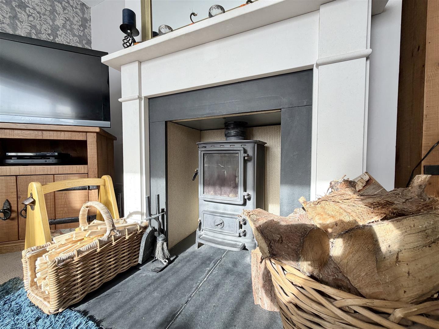Property Image 6bead5bd-3a61-45a3-8021-4abd7f004706