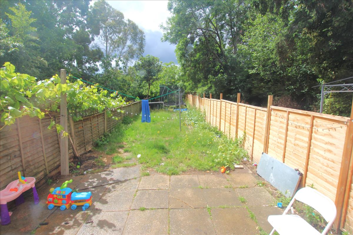 Property Image 6bf061d0-7e1f-4b60-889f-bfdb971ef0eb